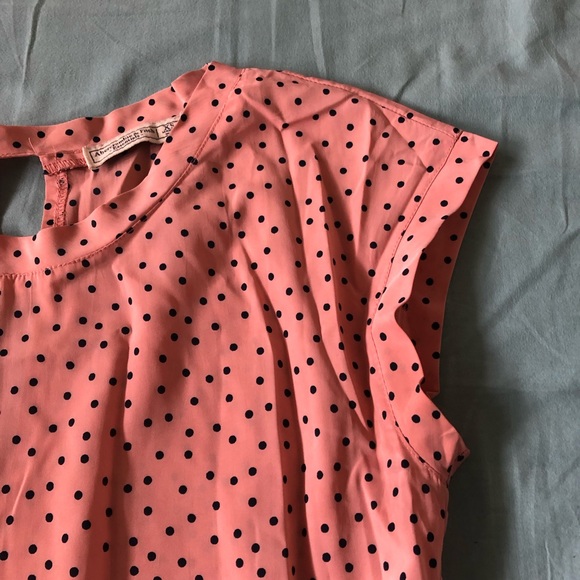 Abercrombie Polka Print Peach Top - Picture 3 of 5
